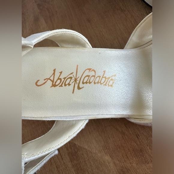 AbraCadabra Dyeable  Heels - Picture 8 of 8